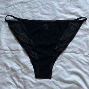 Parade T-String Cheeky